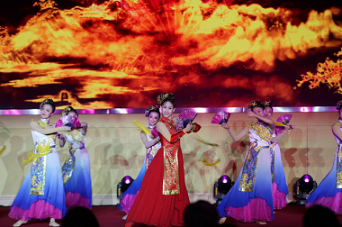 2020年京演集团成功举办城市副中心行政办公区慰问演出